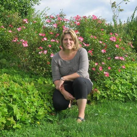 Willa Au Jardin Fleuri Vauxaillon Zewnętrze zdjęcie